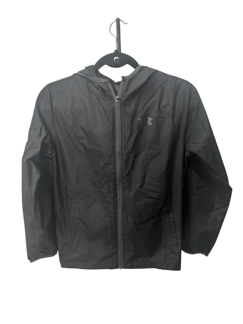 Under Armour youth windbreaker jacket featuring a full-zip closure and hood sz M